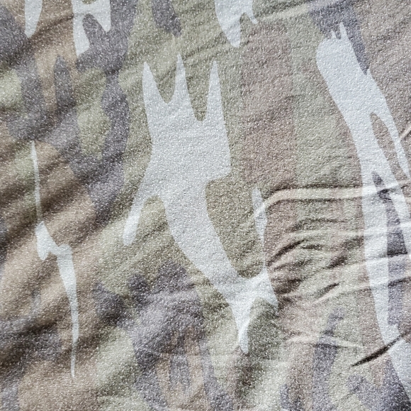 Camouflage tank top - Picture 2 of 3